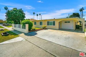 featured image of 430 E 184th St