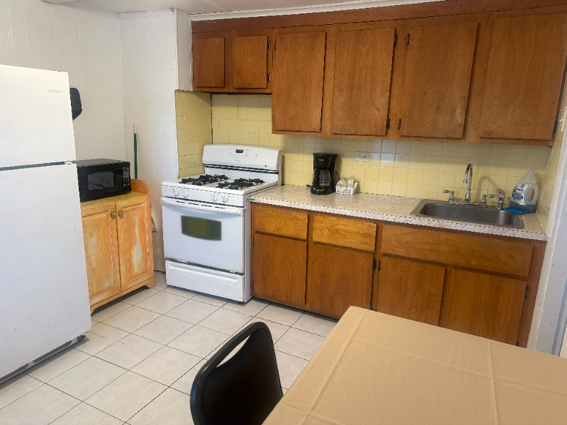 14 M St #2 - Photo 4 of 6