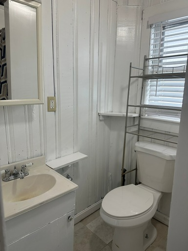 19 M St #3 - Photo 4 of 6