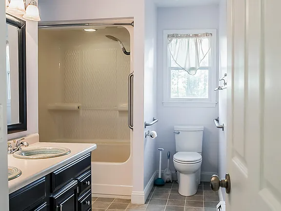 6275 Oneida Rd - Photo 4 of 20