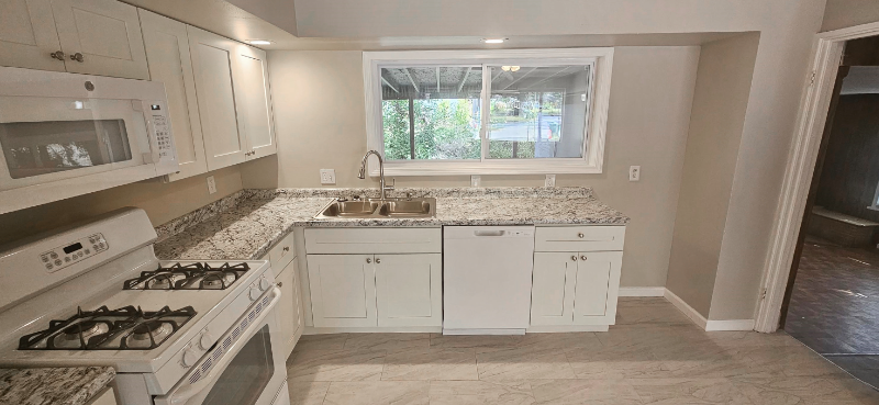 9950 Cambria Drive - Photo 6 of 17