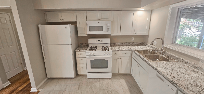 9950 Cambria Drive - Photo 7 of 17