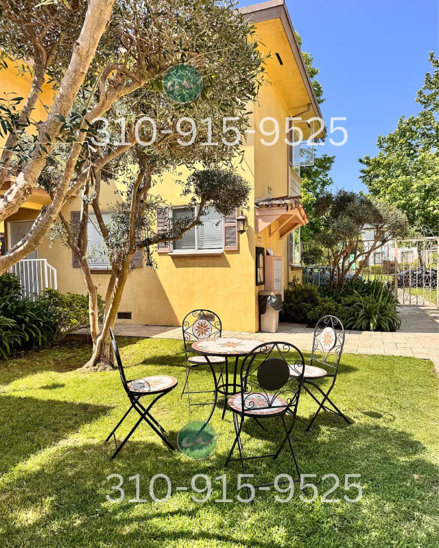 3172 South Barrington Avenue - Photo 2 of 16