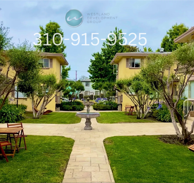 3172 South Barrington Avenue - Photo 4 of 16