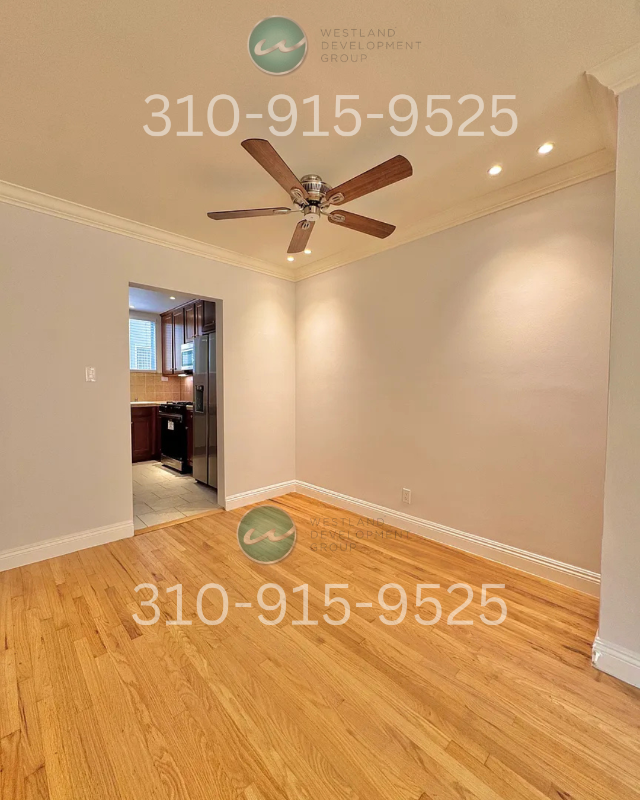 3172 South Barrington Avenue - Photo 5 of 16