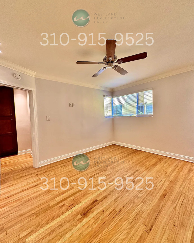 3172 South Barrington Avenue - Photo 7 of 16