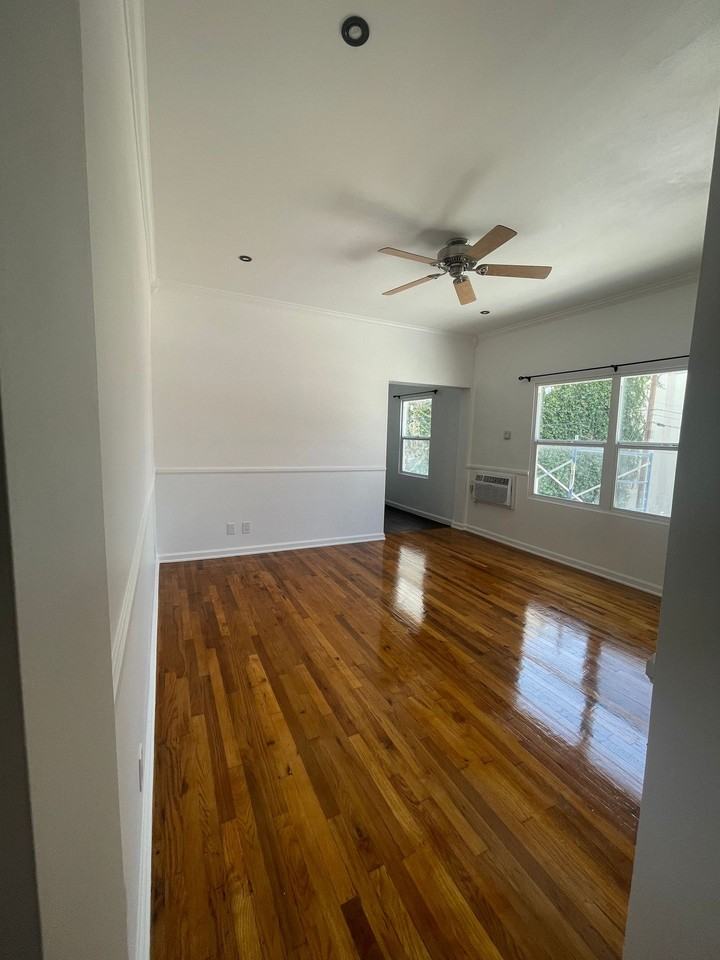 823 N. Gower - Photo 7 of 7