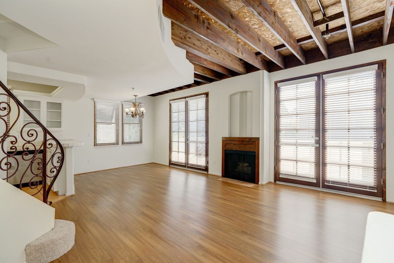 Mary Ellen BWB, LLC - Photo 3 of 12