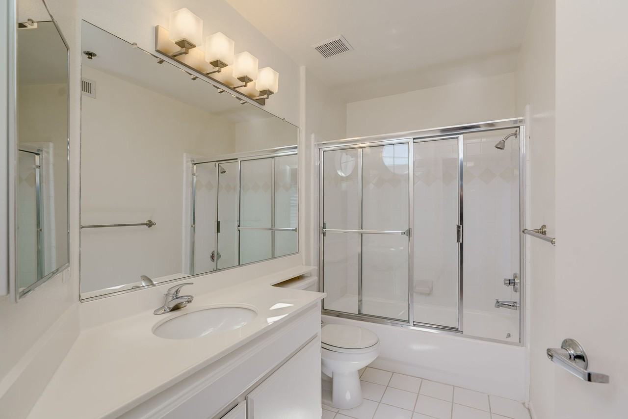 Mary Ellen BWB, LLC - Photo 4 of 12