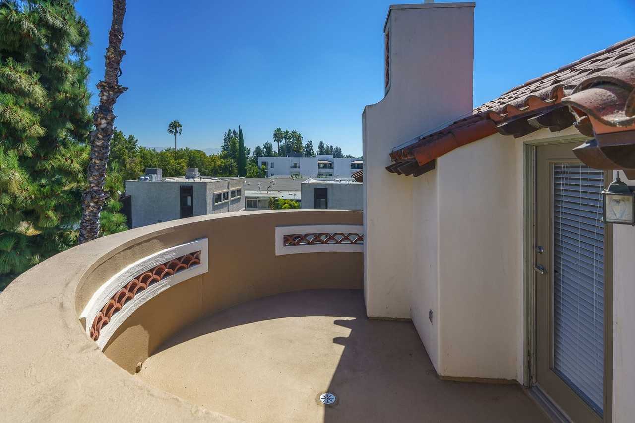 Mary Ellen BWB, LLC - Photo 5 of 12