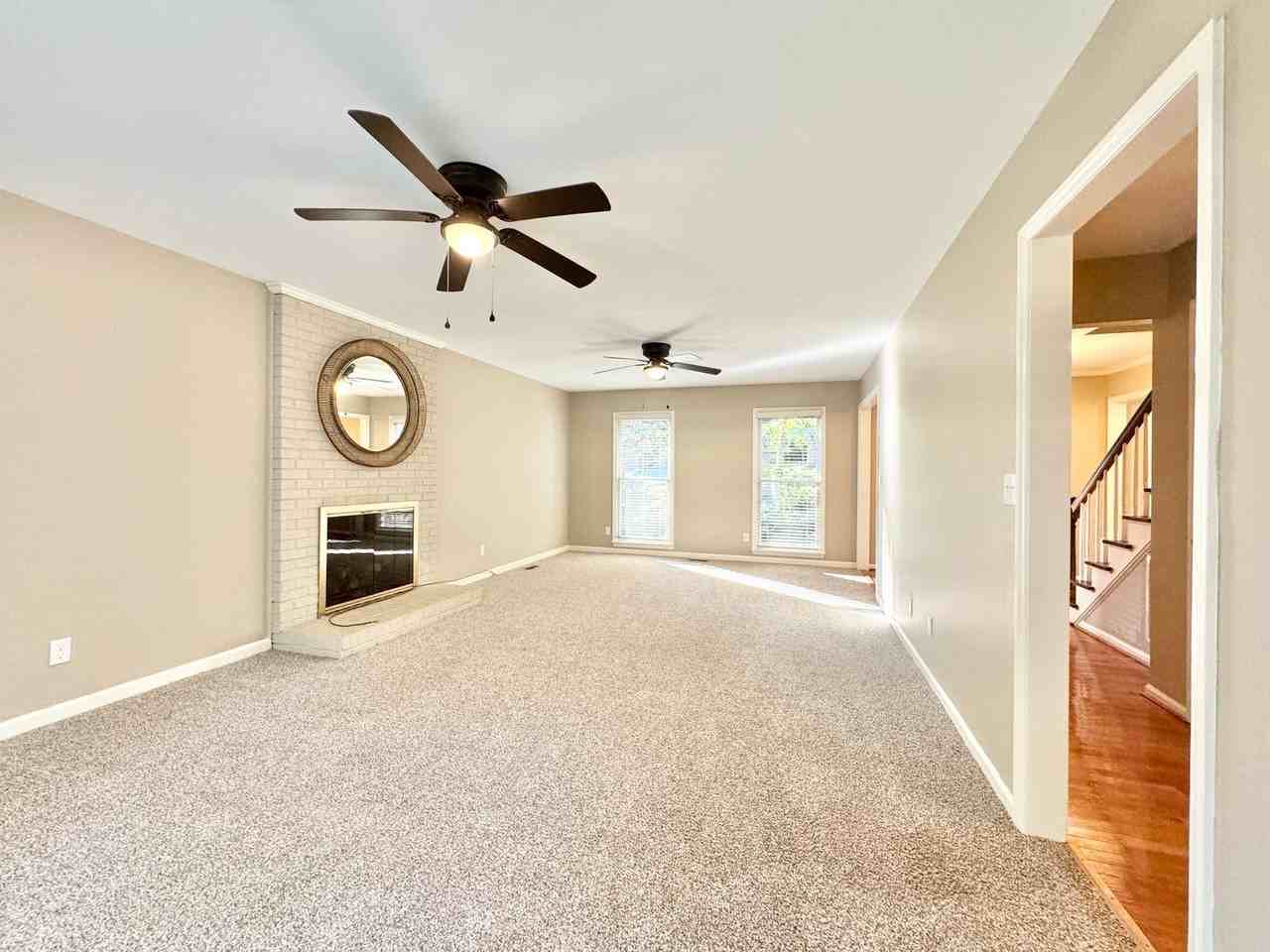 2015 Warwickshire Dr - Photo 6 of 25