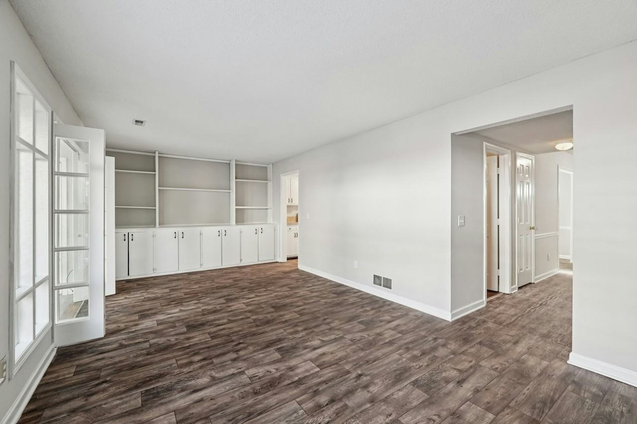 3915 C Valley Ct - Photo 6 of 32