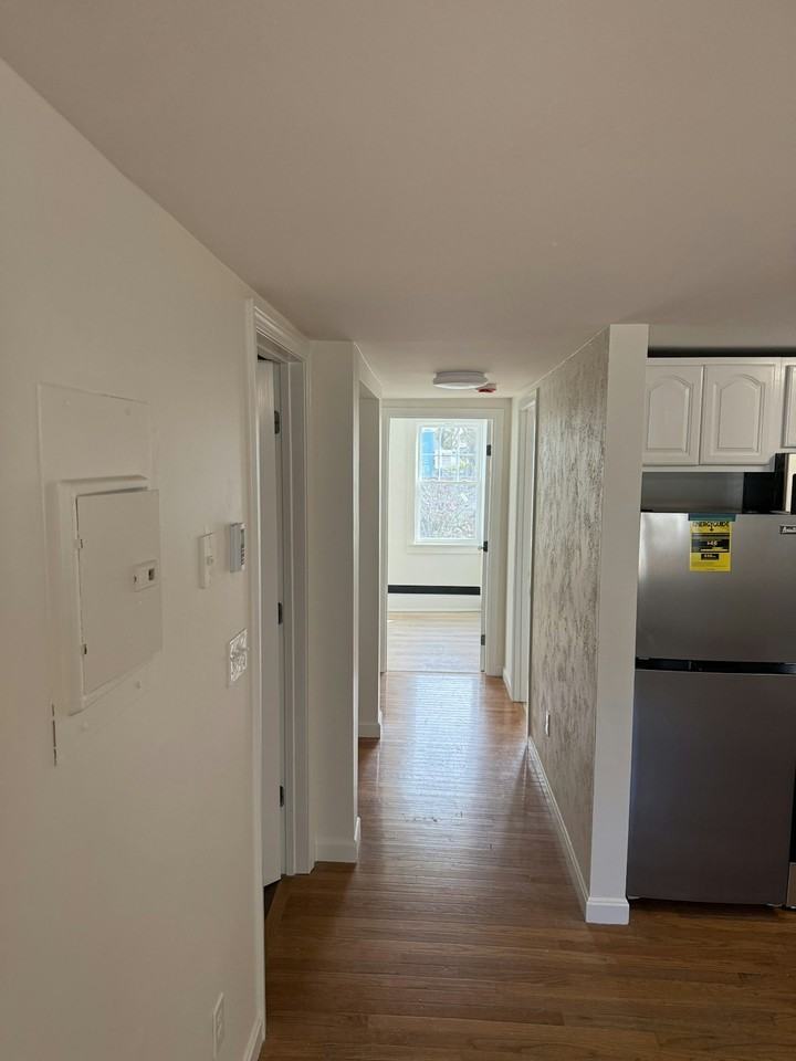 222 Main Street, Unit R2 - Photo 4 of 5