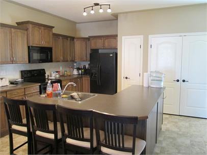 4406 38 St #1 - Photo 2 of 25