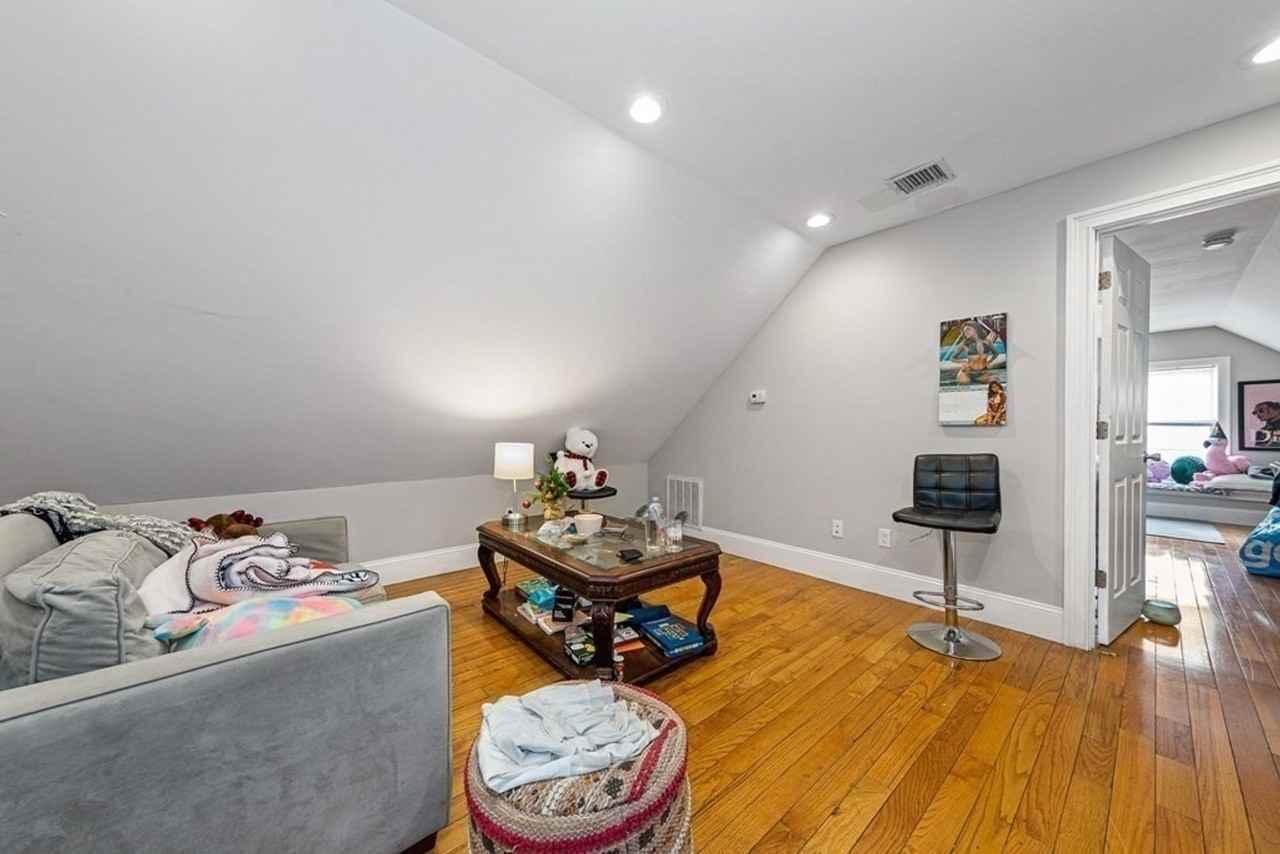 47 Hillside St - Photo 5 of 7