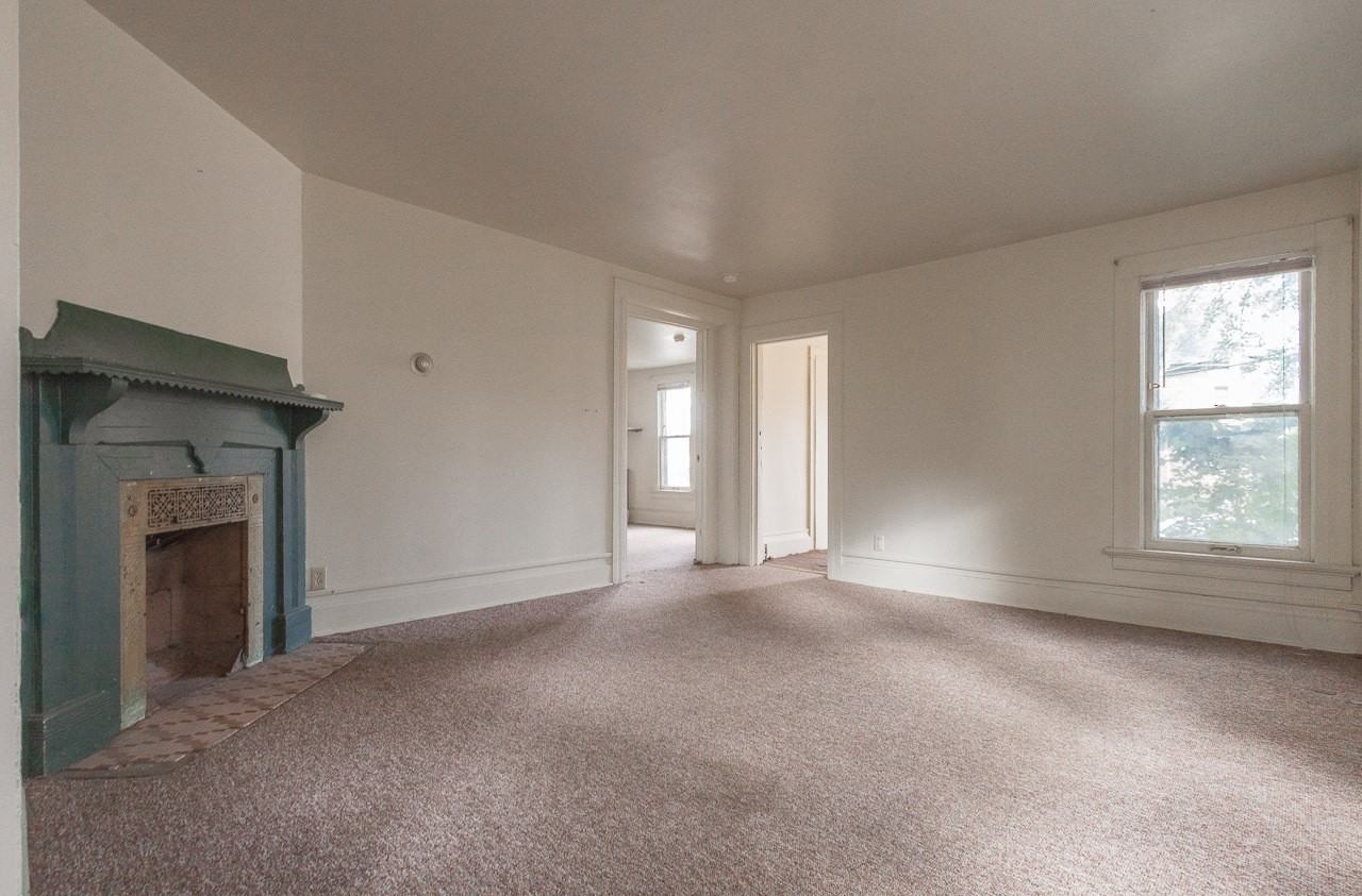 140 E Gorham St - Photo 2 of 13