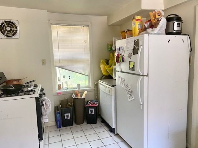 140 E Gorham St - Photo 7 of 13