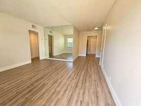 1725 Northeast 7th St - Photo 1 of 1