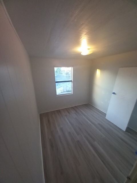 710 N 20 St., Unit A - Photo 4 of 12