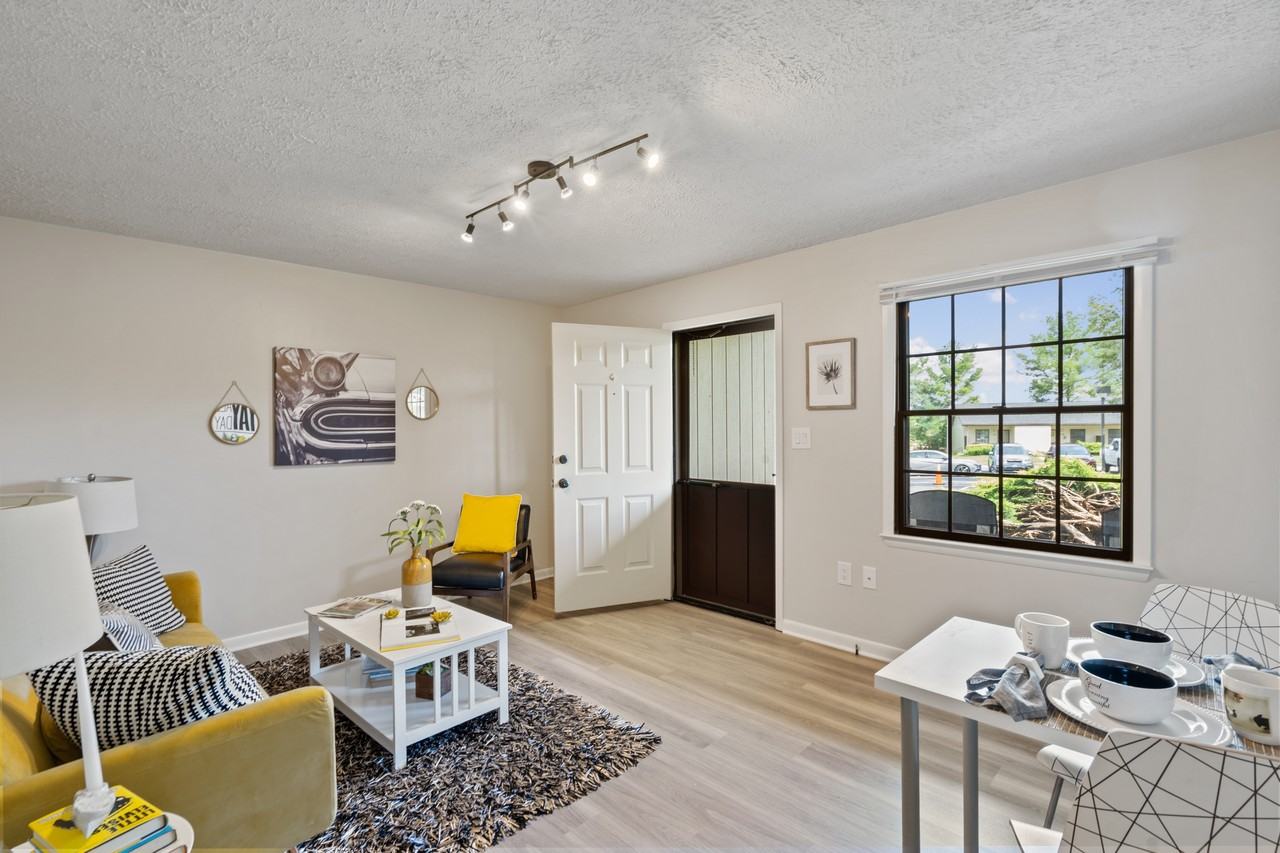 The Flats @ Winchester - Photo 2 of 50