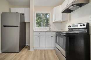 8 S Reed Ave - Photo 1 of 1
