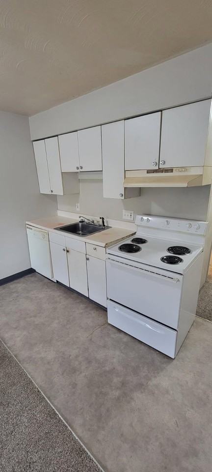 3334 Pleasant Grove Road - Photo 2 of 50