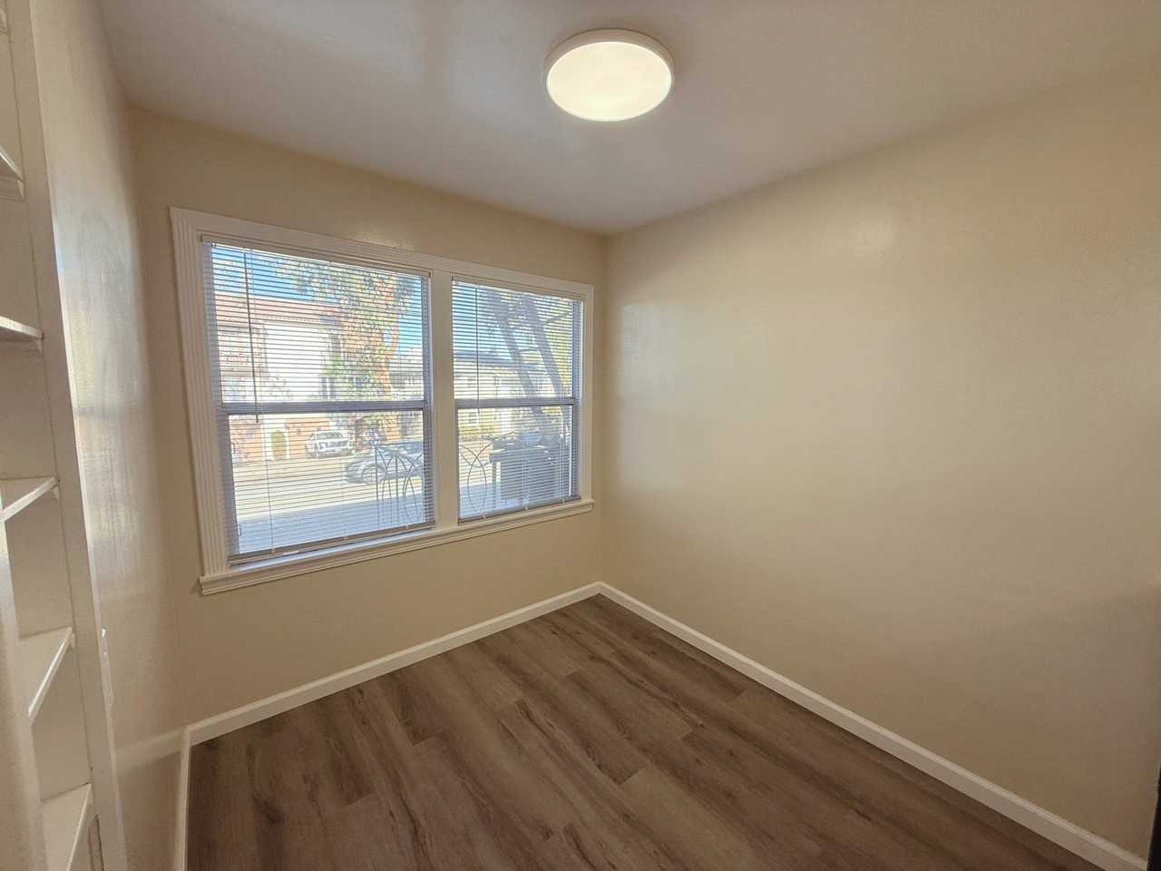 1125 El Camino Real - Photo 3 of 17