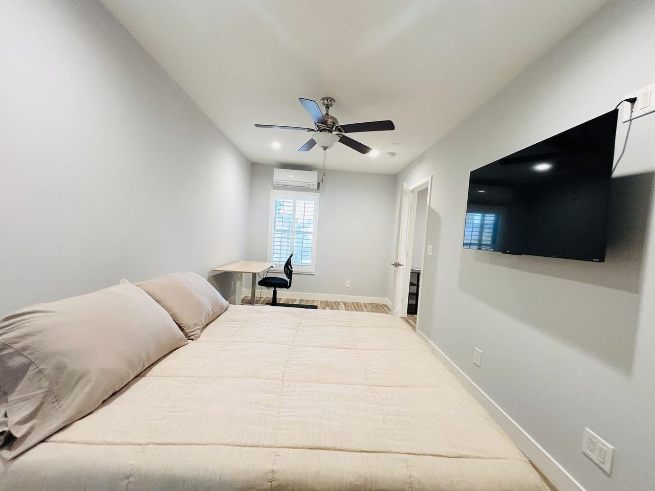 8828 Haas Ave - Photo 6 of 7