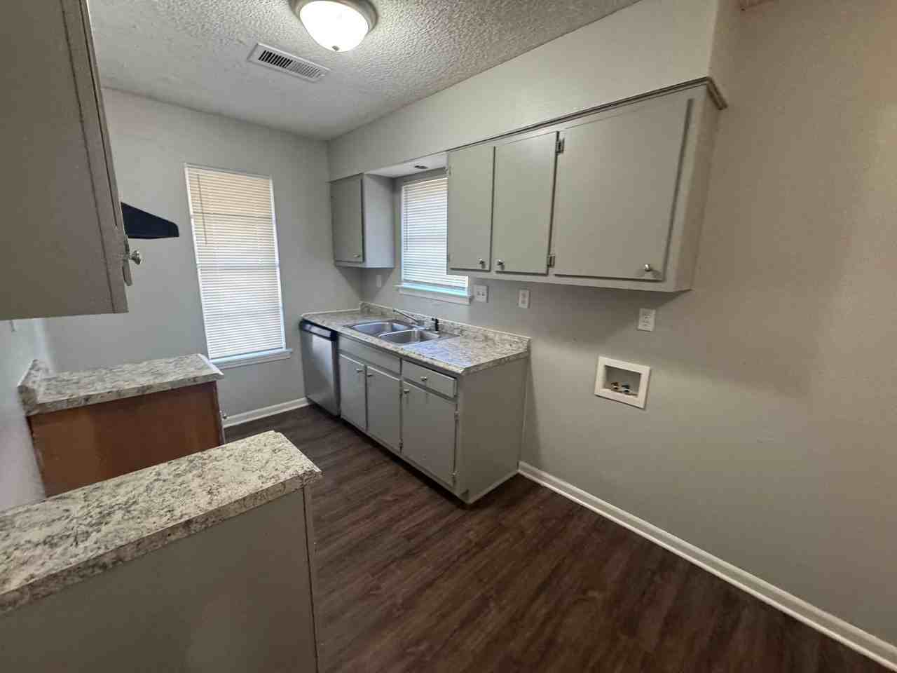 3445 Beech Grove Rd - Photo 4 of 11