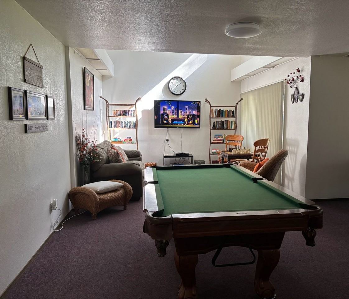 Valley Oaks Apartment - Photo 4 of 16