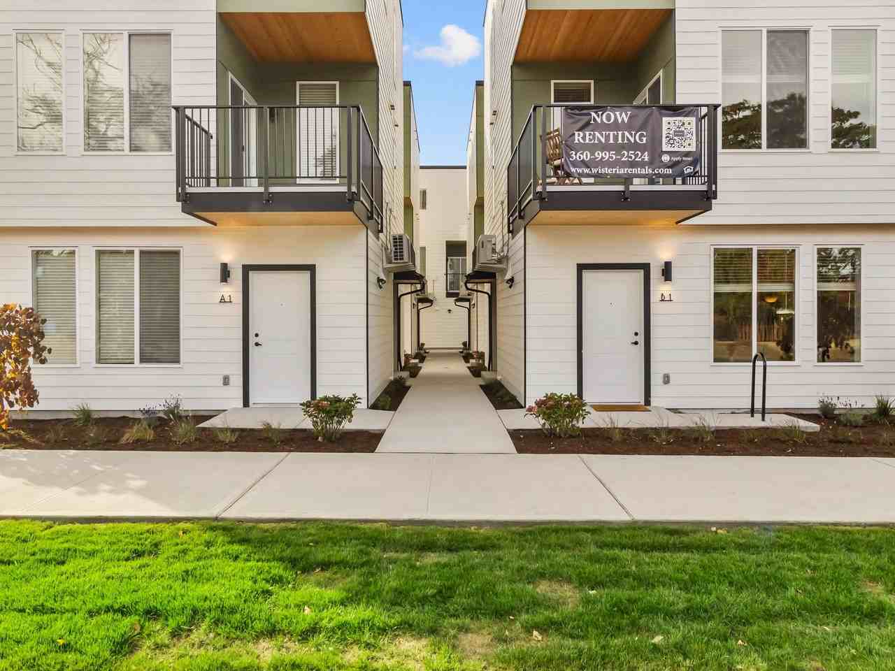 4306 S Lawrence - Photo 3 of 10