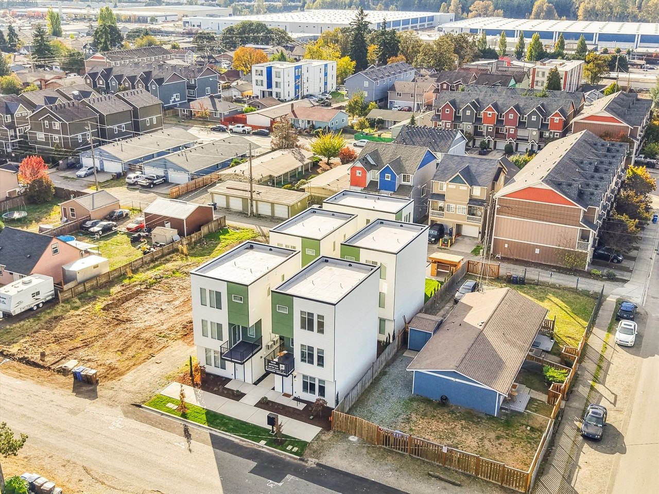 4306 S Lawrence - Photo 6 of 10