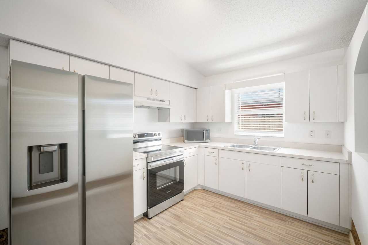 5400 9th Avenue North - Photo 6 of 22