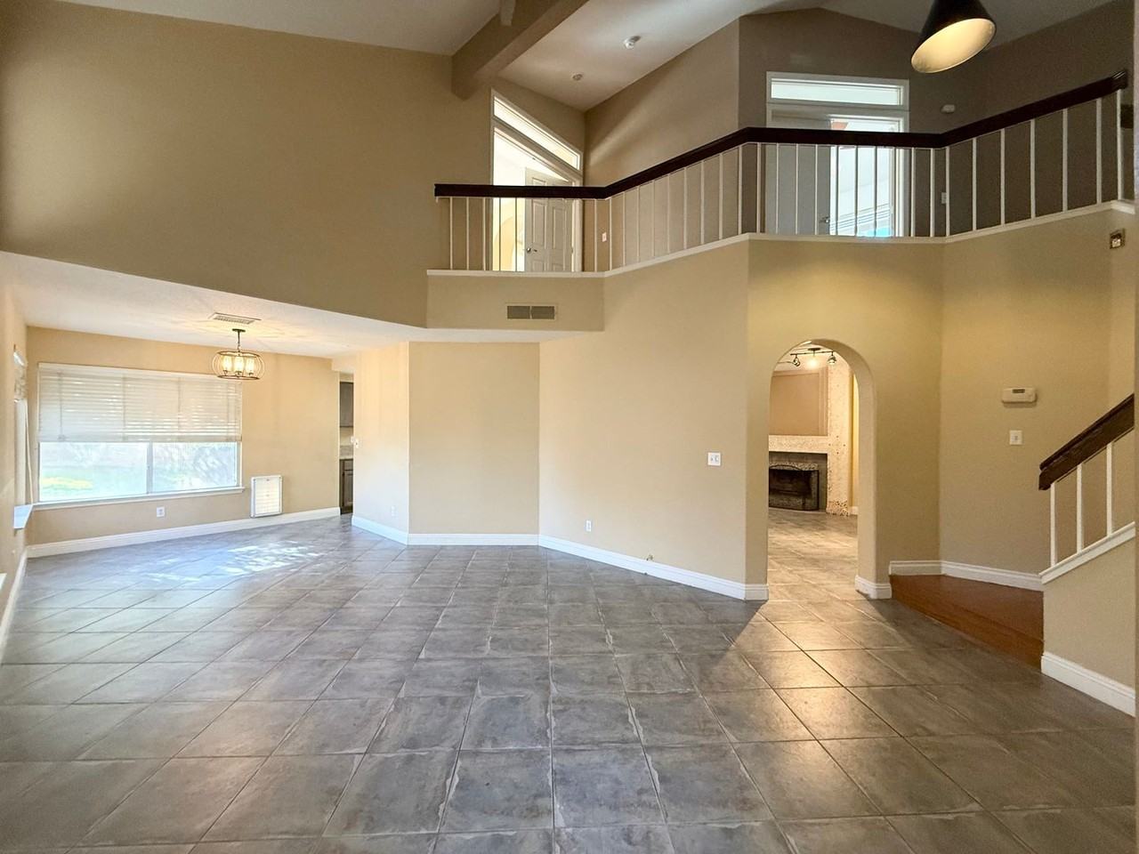 2404 Twin Flower Cir - Photo 2 of 28