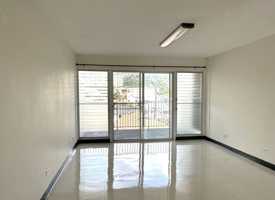 featured image of Hialoa St