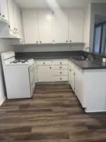 featured image of 7320 Hazeltine Ave