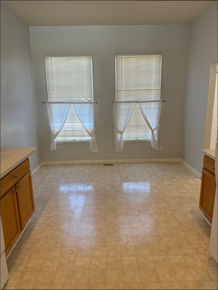 2973 Salem Street - Photo 7 of 32