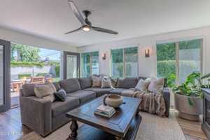 featured image of 4229 N 34th St