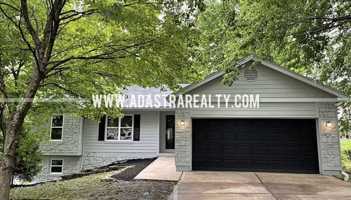 featured image of 1390 W Prairie Ct