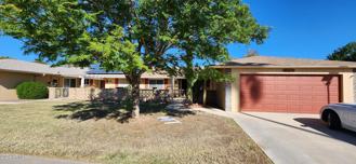 10338 W Kingswood Cir - Photo 1 of 1