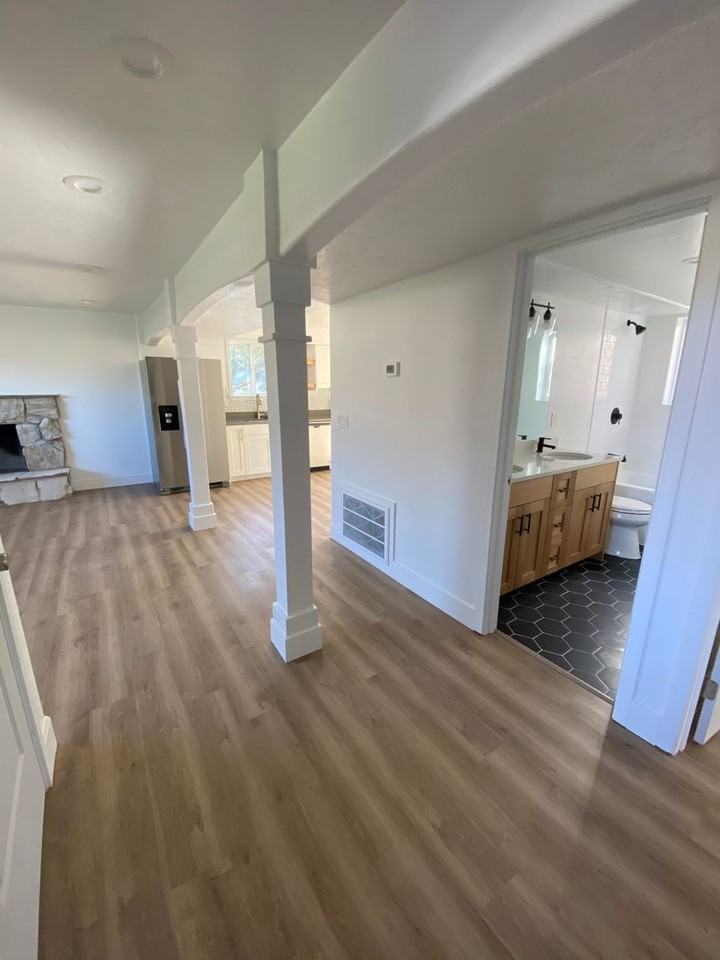 80 1000 South - Photo 3 of 13