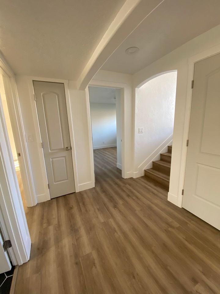 80 E 1000 S - Photo 7 of 12