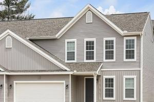 featured image of 1040 Broken Ridge Dr