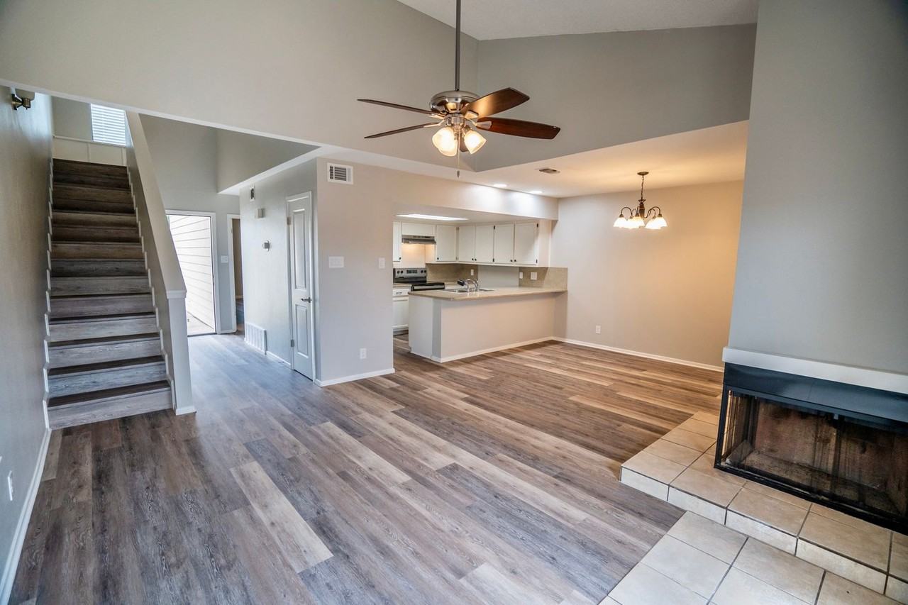 4527 Bermuda Dr - Photo 4 of 13