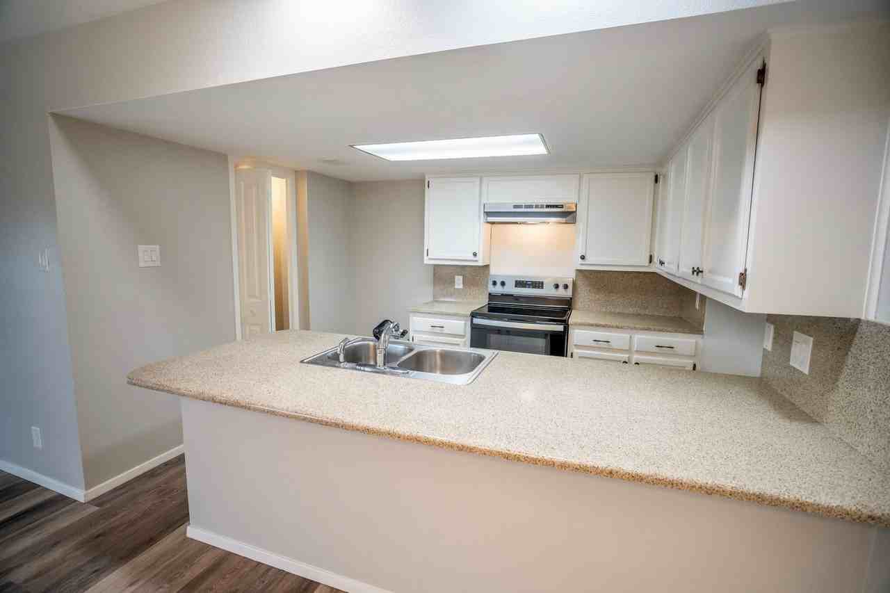 4527 Bermuda Dr - Photo 7 of 13