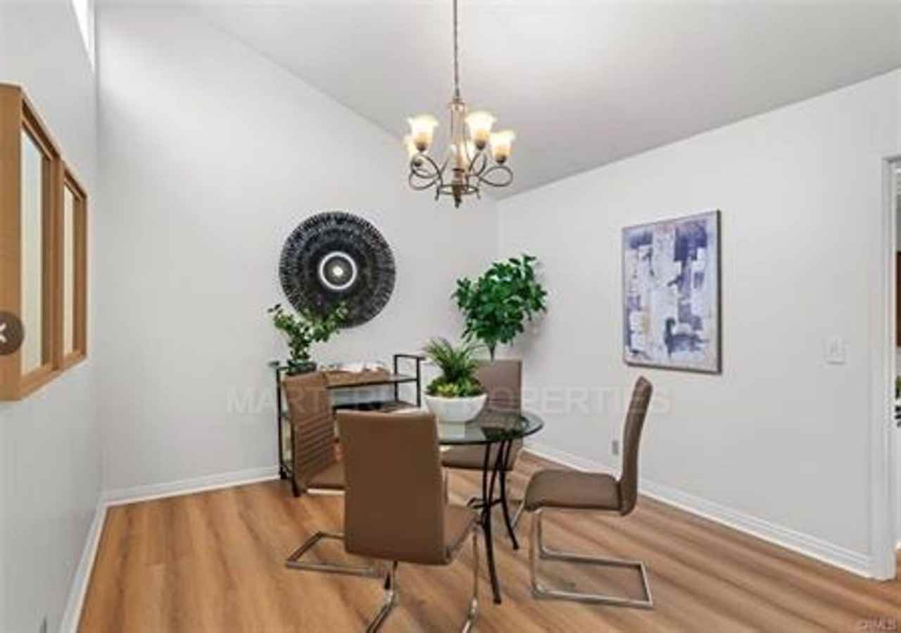 98 Navarre #93 - Photo 5 of 17