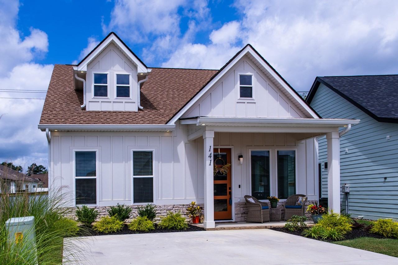 141 Idle Pl - Photo 2 of 34