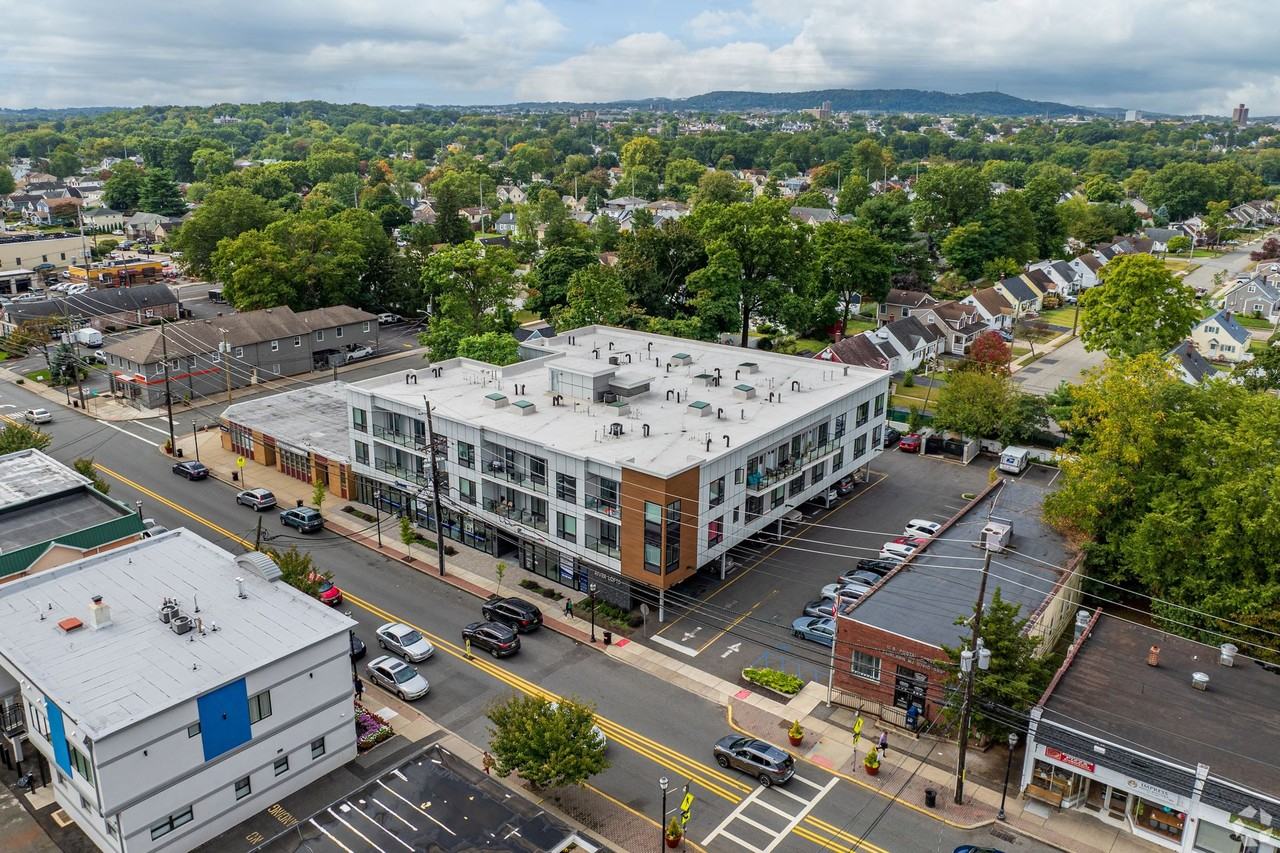 River Lofts Fair Lawn - Photo 3 of 19