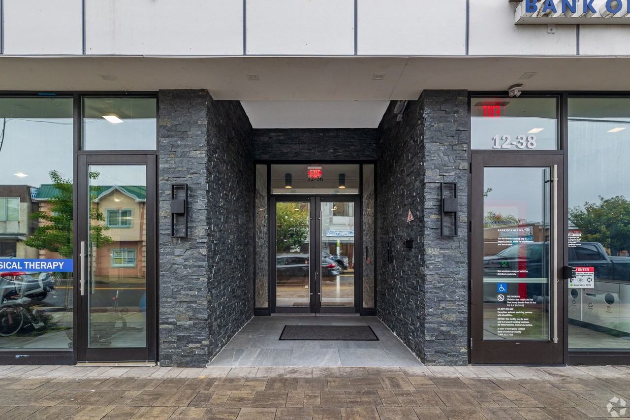 River Lofts Fair Lawn - Photo 7 of 19