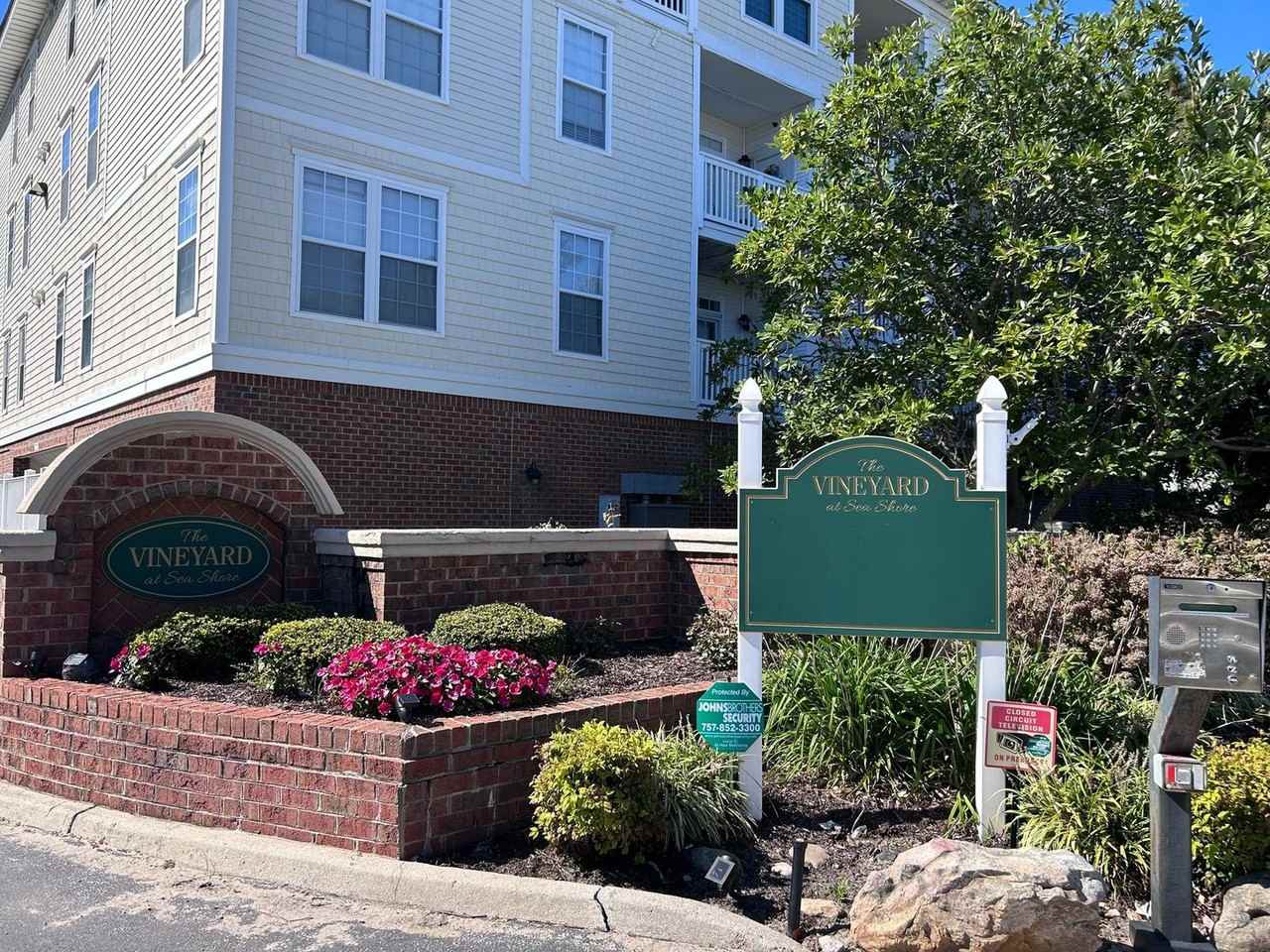 2904 Brighton Beach Place #104 - Photo 3 of 28